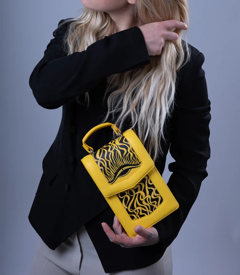 Mystic mini backpack black and yellow - Image 5